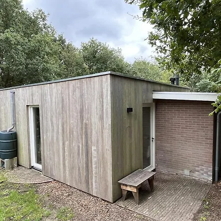 Fraaie Familiebungalow Op Heerlijk Rustige Plek * Ouddorp