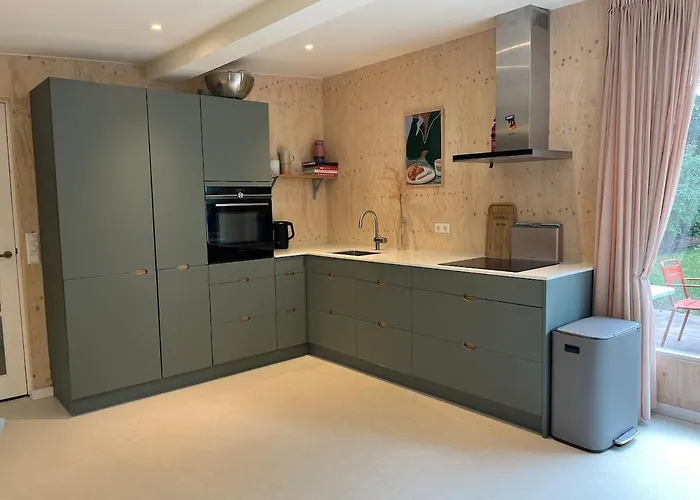 Fraaie Familiebungalow Op Heerlijk Rustige Plek Hébergement de vacances *