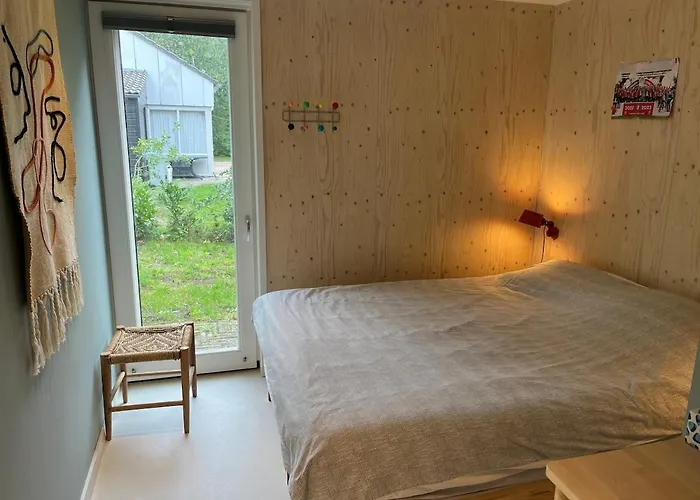 Hébergement de vacances Fraaie Familiebungalow Op Heerlijk Rustige Plek *