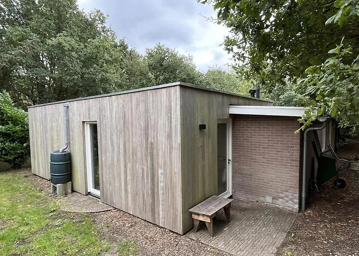 Fraaie Familiebungalow Op Heerlijk Rustige Plek * Ouddorp