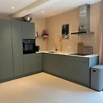 Fraaie Familiebungalow Op Heerlijk Rustige Plek Hébergement de vacances *