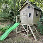 Hébergement de vacances Fraaie Familiebungalow Op Heerlijk Rustige Plek