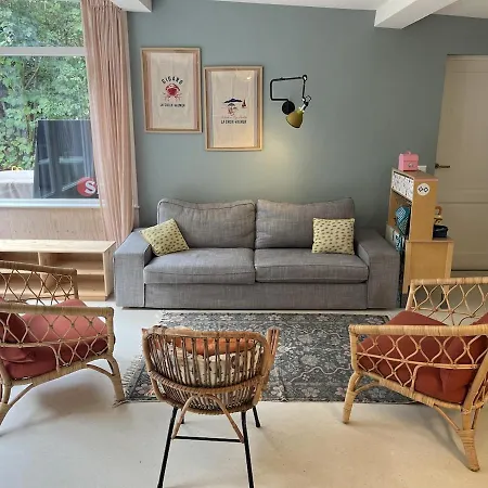 Fraaie Familiebungalow Op Heerlijk Rustige Plek Hébergement de vacances *